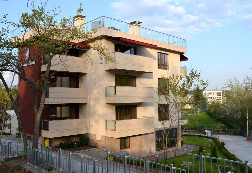 Victoriya'S House Hotel Hisarya Bagian luar foto