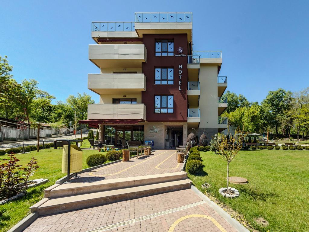 Victoriya'S House Hotel Hisarya Bagian luar foto